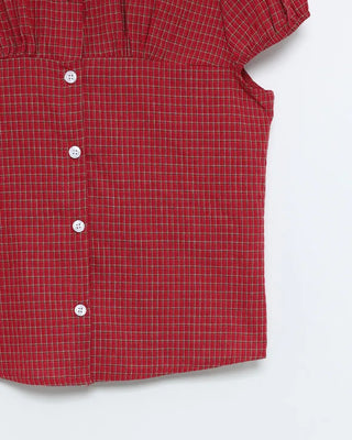 Checked shirred short-sleeved blouse