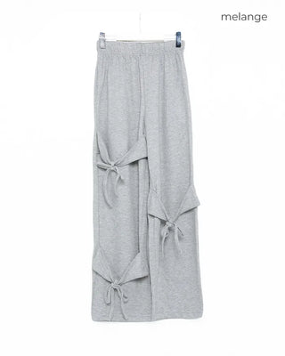 Easy pants with waist string ribbon detail