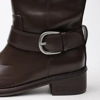 One-buckle half boots