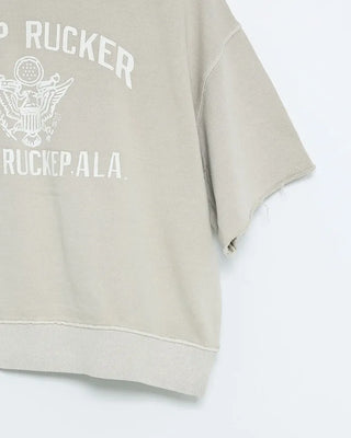 Cut-off hem sweat half-length T-shirt