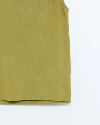 Sleeveless knit
