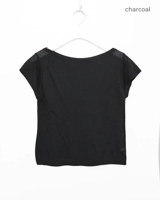 See-through off-shoulder cap t-shirt