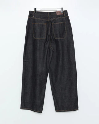 One-tuck indigo wide denim pants