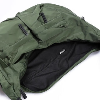 Pocket shoulder bag