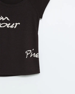 Lettering off-shoulder short-sleeved T-shirt