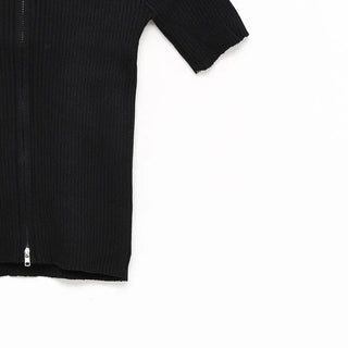 Compact 2-way zip-up