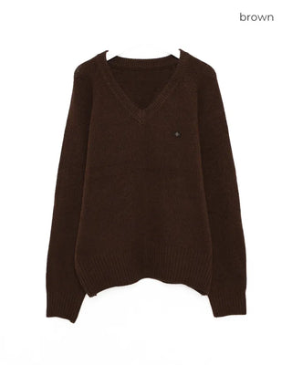 Oval Tag V-Neck Raglan Shoulder Knit Sweater