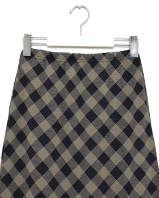Checked long skirt