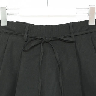 Waist ribbon pleated mini skirt