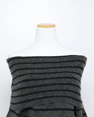 Button-point wide-neck off-shoulder knit