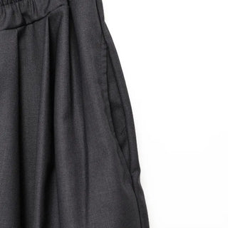 Wide-leg slacks
