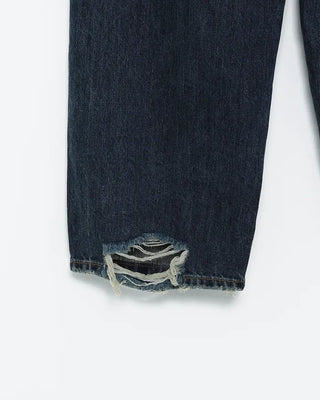 Wide distressed curved jeans
