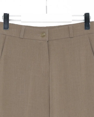 Simple straight-fit slacks