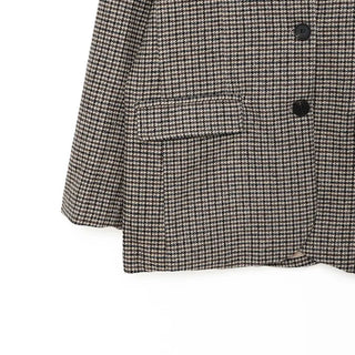 Button-up check jacket