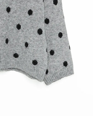 Polka Dot Round Knit
