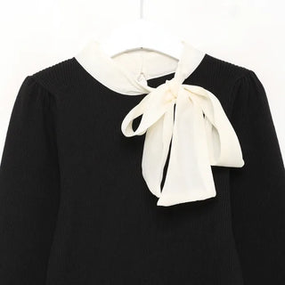 Scarf-layered ribbed knit