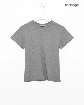 Simple round neck short-sleeved T-shirt