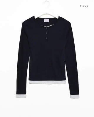 Half-open neck slim-fit layered t-shirt