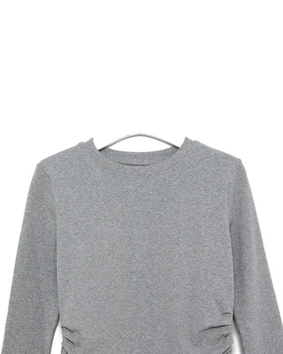 Frilled hem waist tuck T-shirt