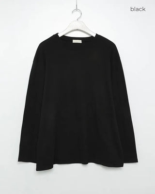 Basic long-sleeve T-shirt