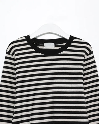 Striped semi-cropped long-sleeve T-shirt