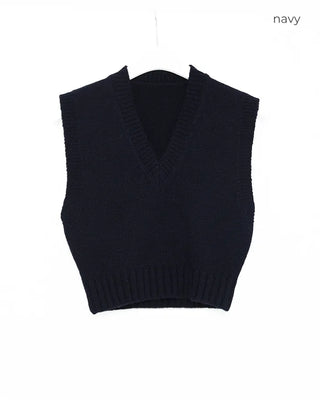 V-neck cropped knit vest