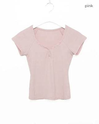 Ribbed button cropped t-shirt