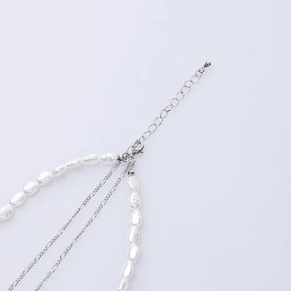 Layered pearl necklace
