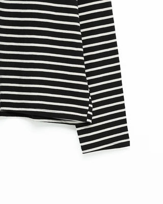 Round neck striped long-sleeve T-shirt