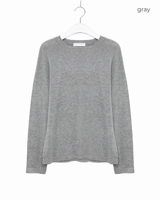 Round neck long-sleeve T-shirt