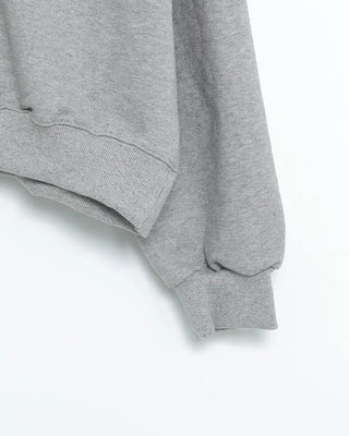 V-neck raglan shoulder sweatshirt