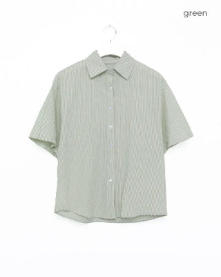 Pencil stripe half shirt