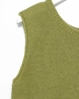 Round neck marble button knit vest