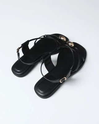 Ring-point string sandals