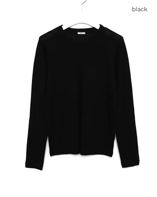 Basic round neck T-shirt