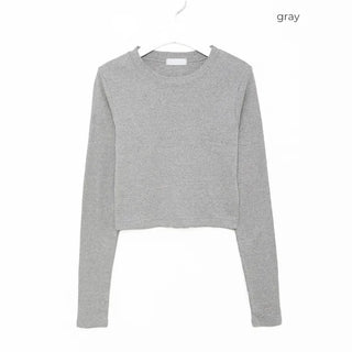 Plain cropped cut and sew top