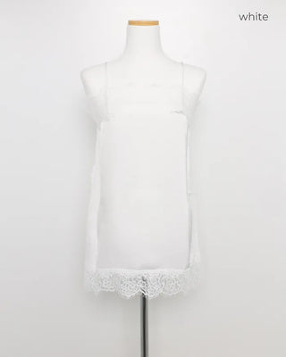 Lace sleeveless mini dress