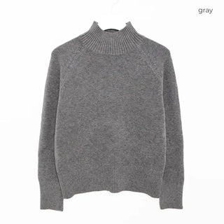 Soft turtleneck knit