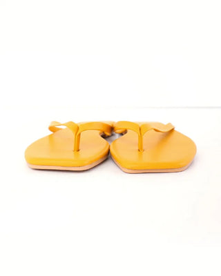 Square summer beach sandals