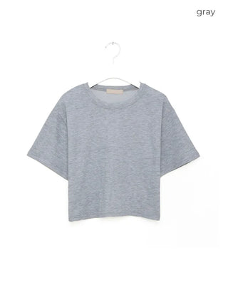 Basic semi-cropped T-shirt