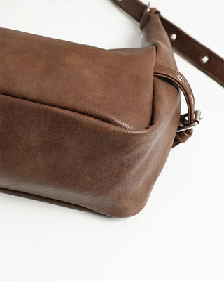 Side belt shoulder bag