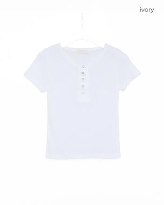 Snap Half-Open T-Shirt