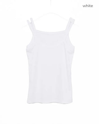 Layered sleeveless