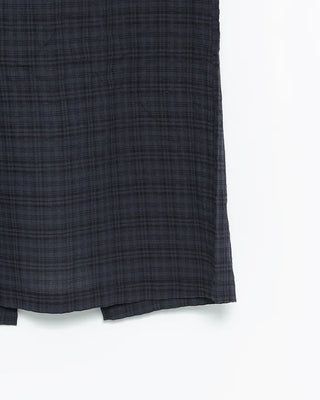Soccer check back slit long skirt