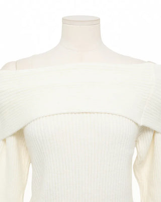 Off-shoulder knit