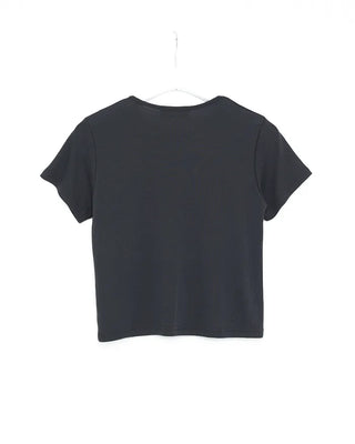 Bust yoke seam half T-shirt