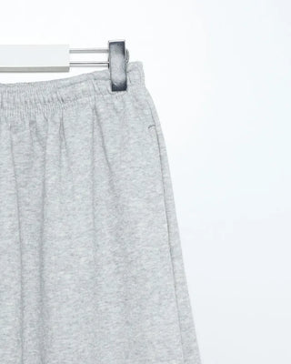 Wide-fit sweatpants