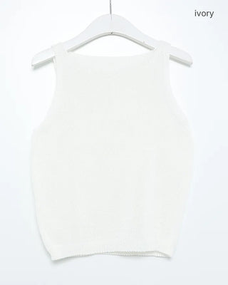 Summer knit sleeveless top