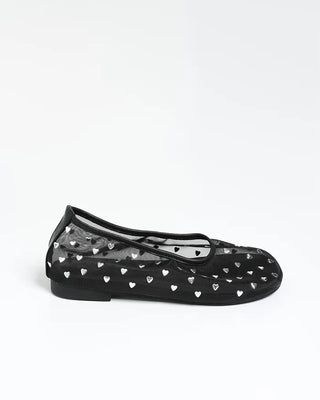 Heart-shaped mesh flat shoes
