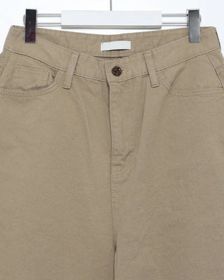 Back check pocket design pants